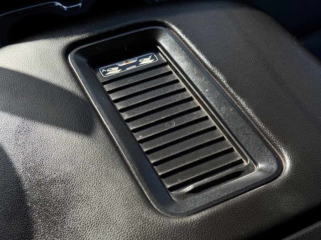 2019 Chevrolet Silverado 1500 Image 50