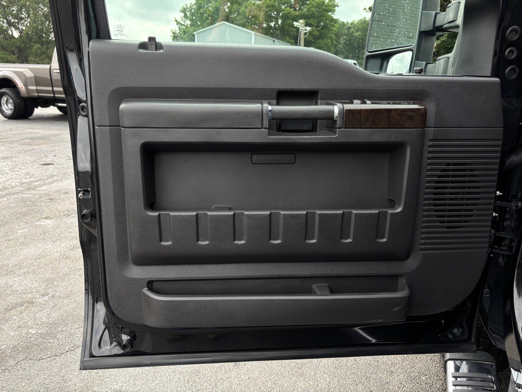 2015 Ford F-250 Image 13