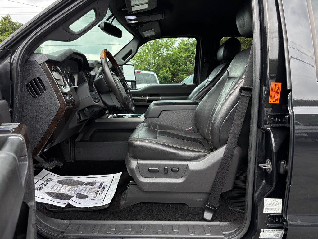 2015 Ford F-250 Image 15