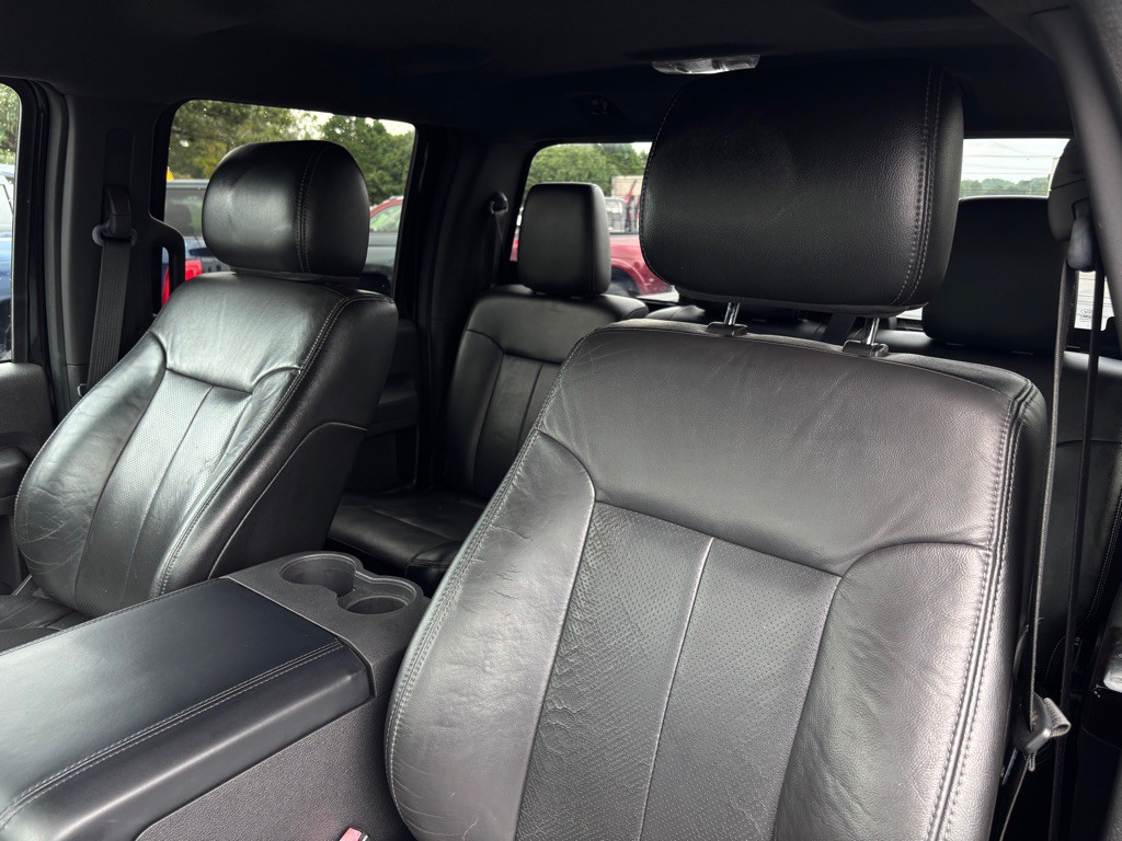 2015 Ford F-250 Image 16