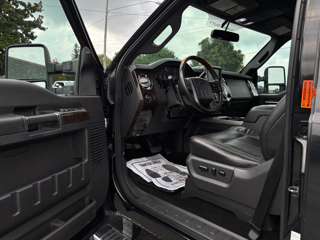 2015 Ford F-250 Image 17