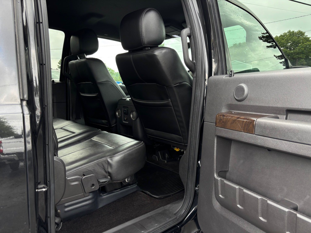 2015 Ford F-250 Image 26