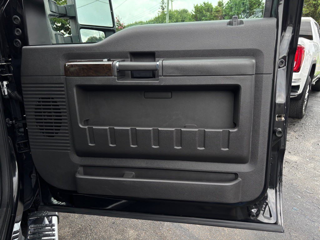 2015 Ford F-250 Image 27