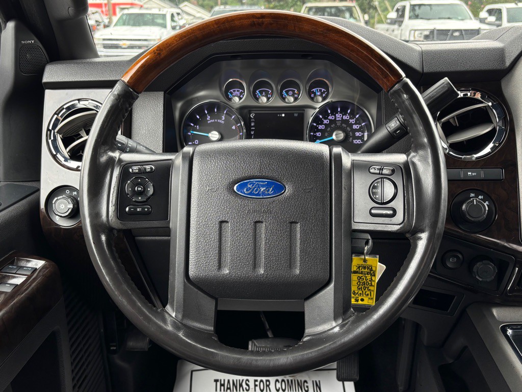 2015 Ford F-250 Image 34