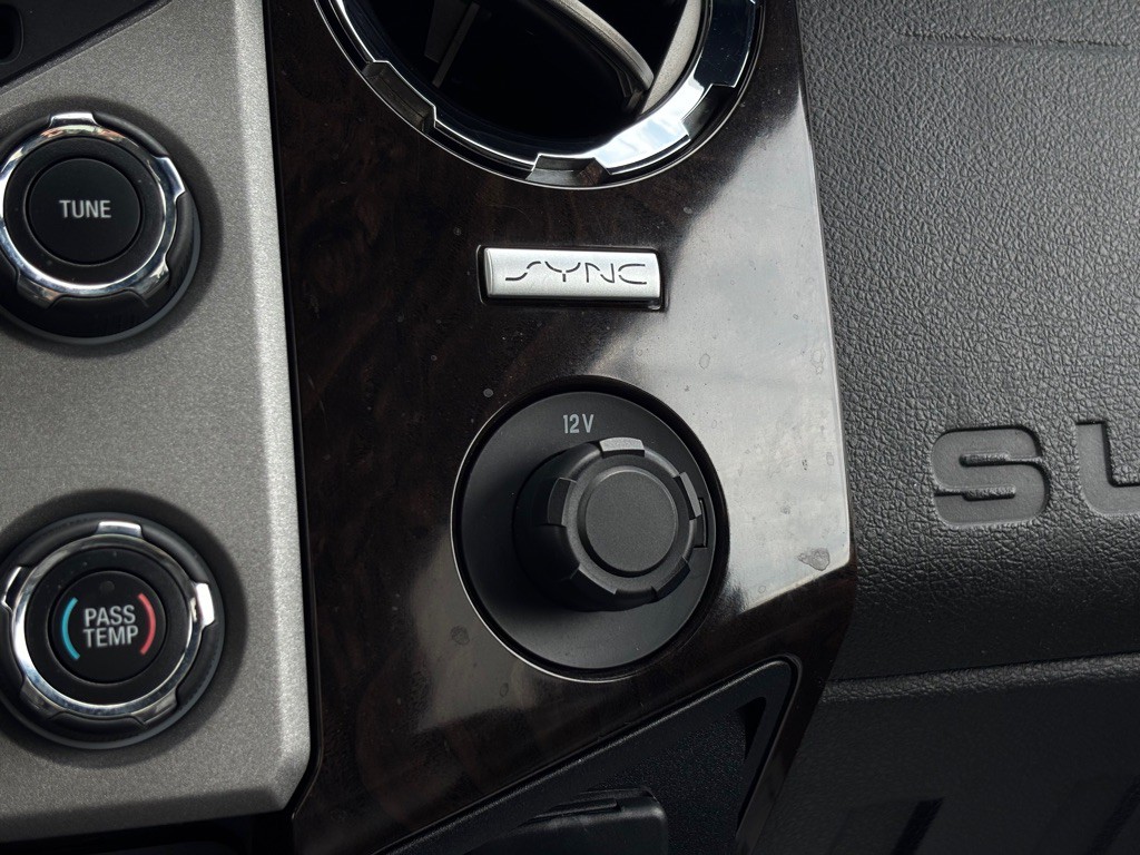 2015 Ford F-250 Image 45
