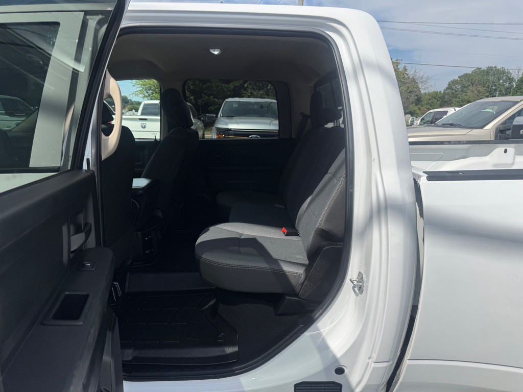 2020 RAM 3500 Image 16