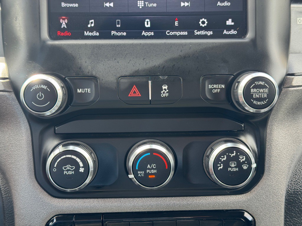 2020 RAM 3500 Image 26