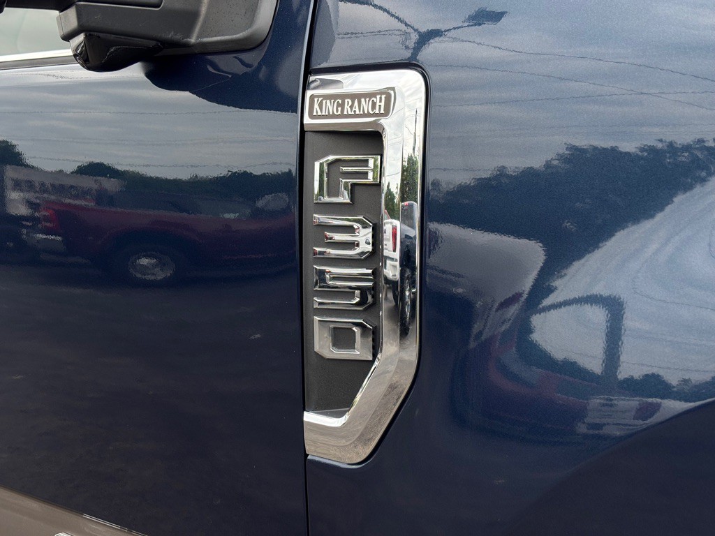 2020 Ford F-350 Image 4