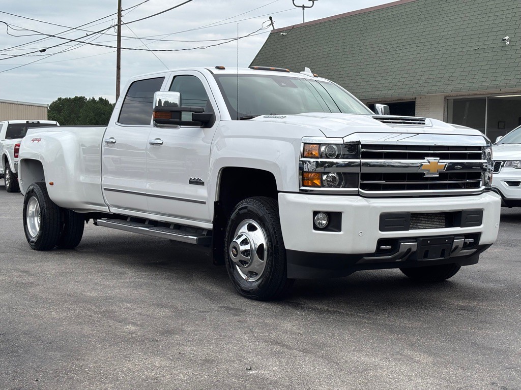 2019 Chevrolet Silverado 1500 Image 3