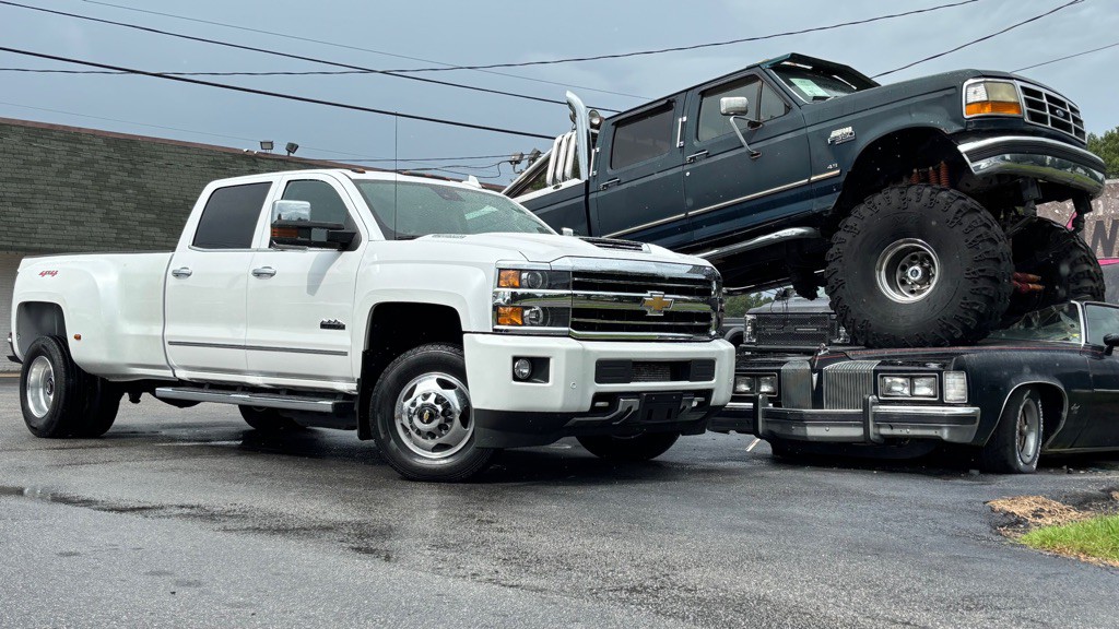 2019 Chevrolet Silverado 1500 Image 1