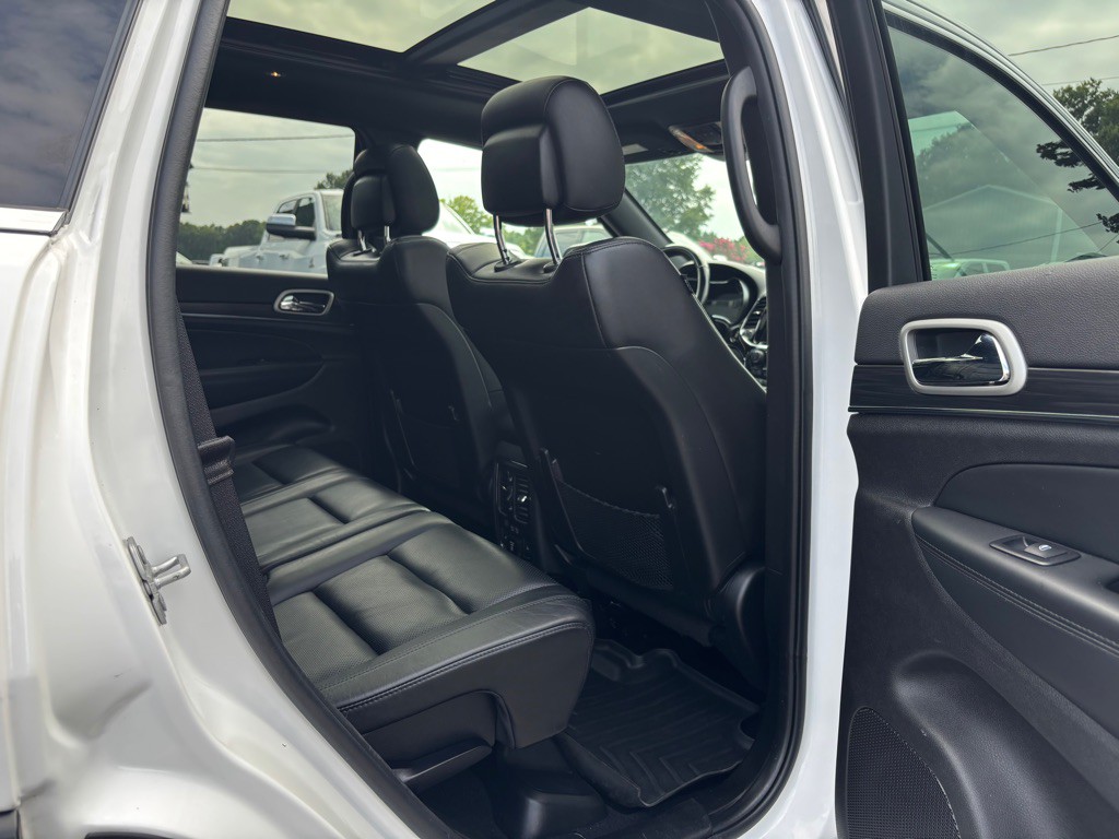2021 Jeep Grand Cherokee Image 32