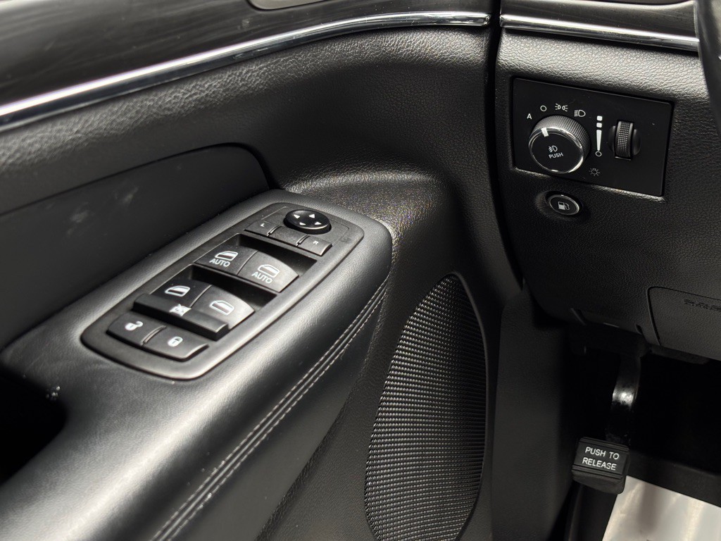 2021 Jeep Grand Cherokee Image 38