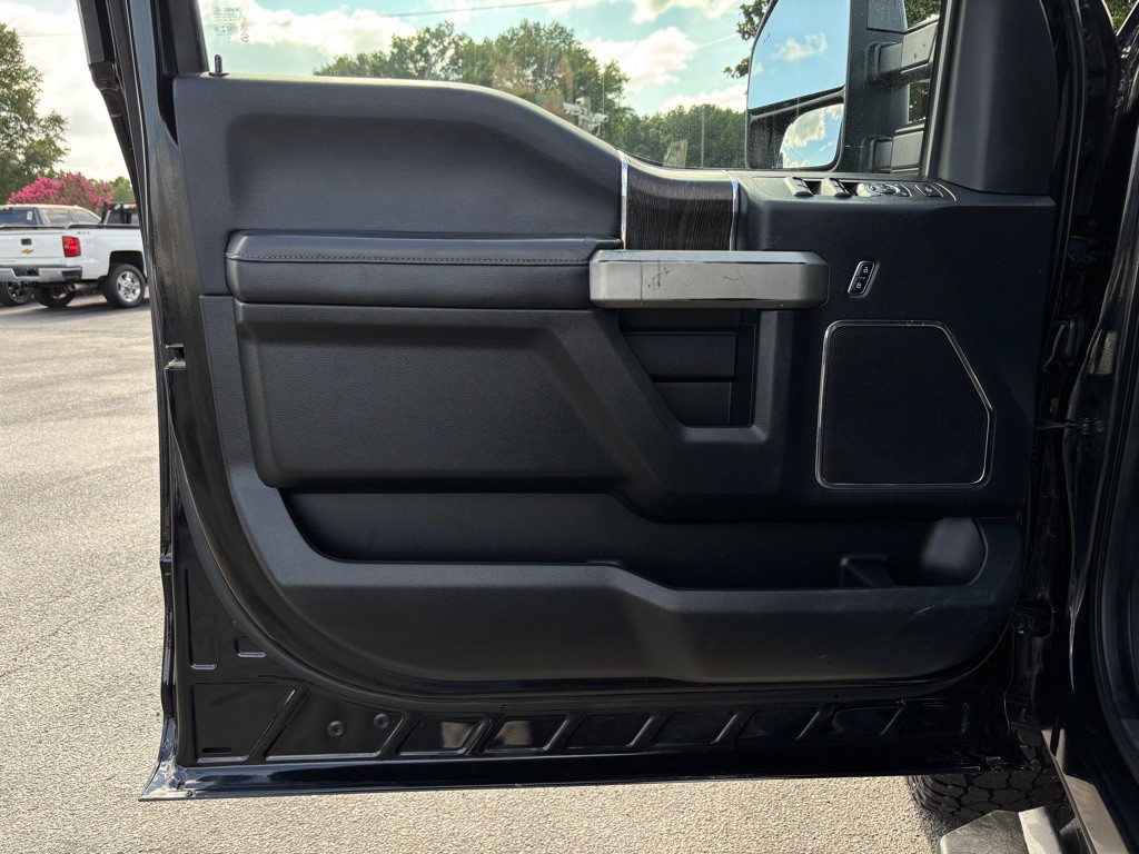 2021 Ford F-250 Image 16