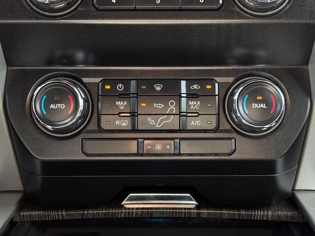2021 Ford F-250 Image 47