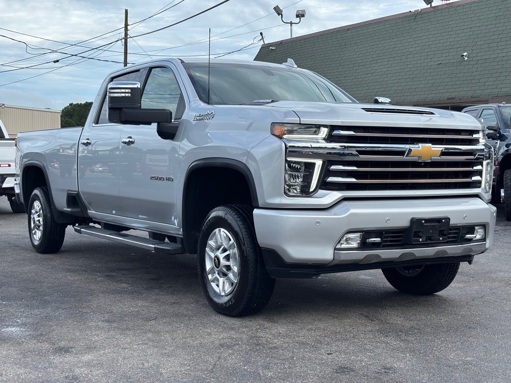 2022 Chevrolet Silverado 1500 Image 2