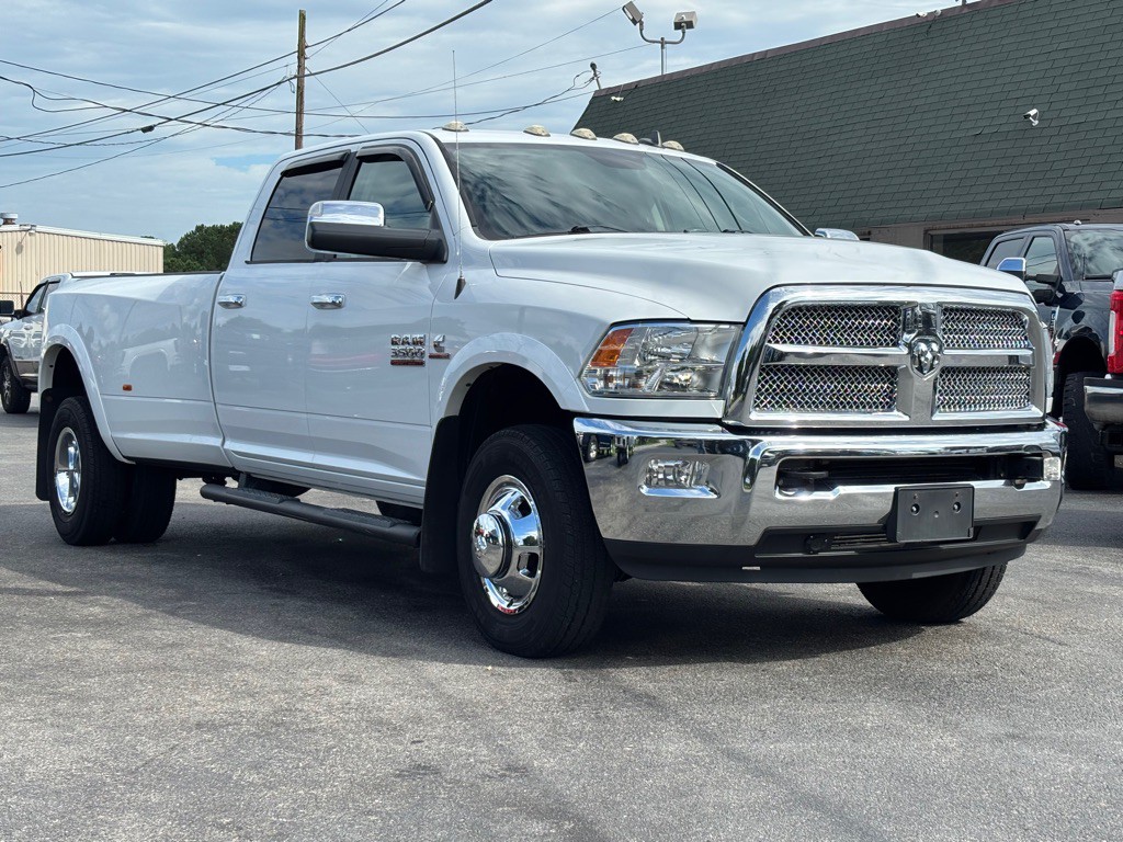 2018 RAM 3500 Image 3