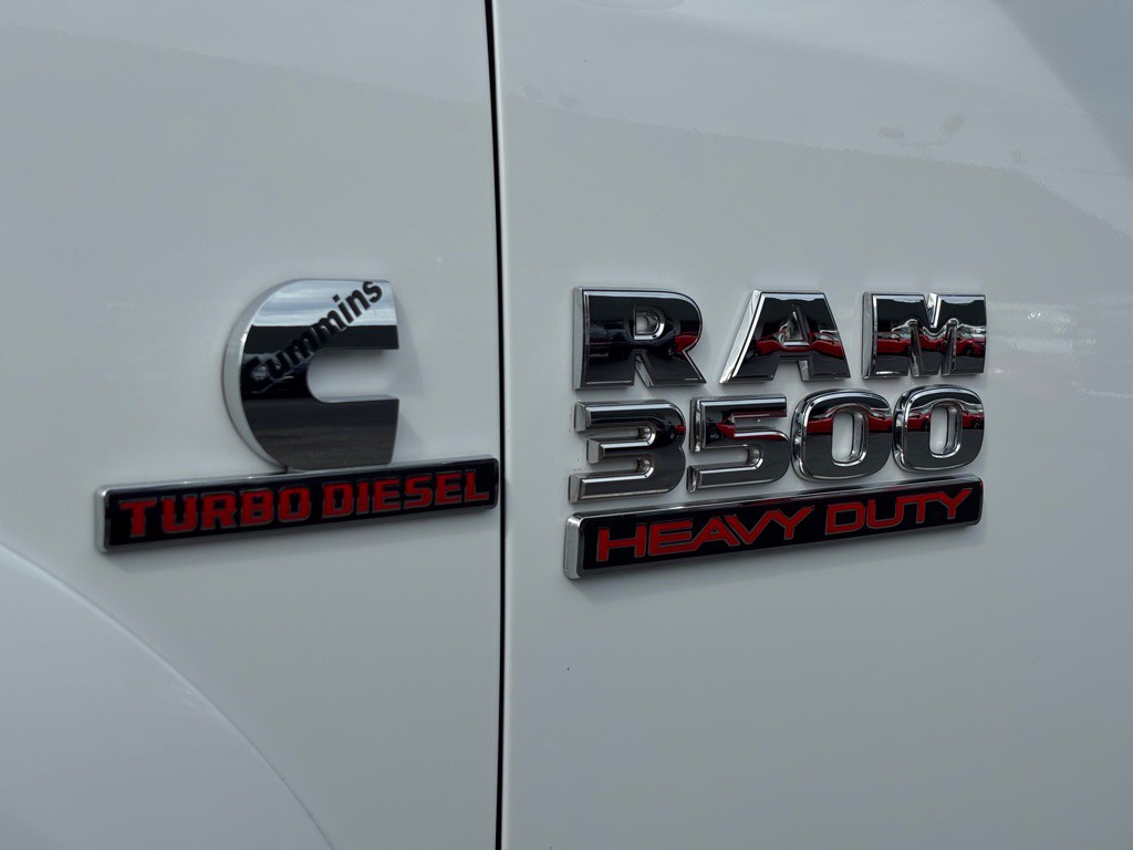 2018 RAM 3500 Image 10