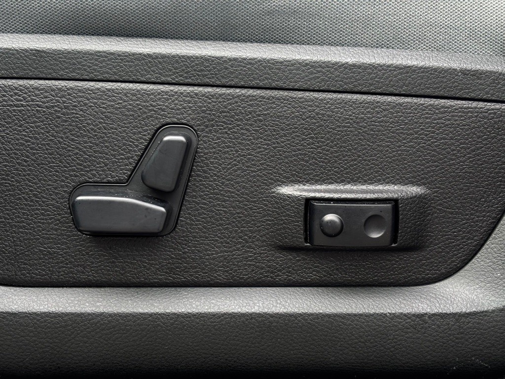 2018 RAM 3500 Image 17