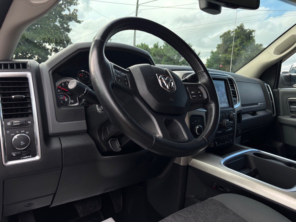 2018 RAM 3500 Image 34