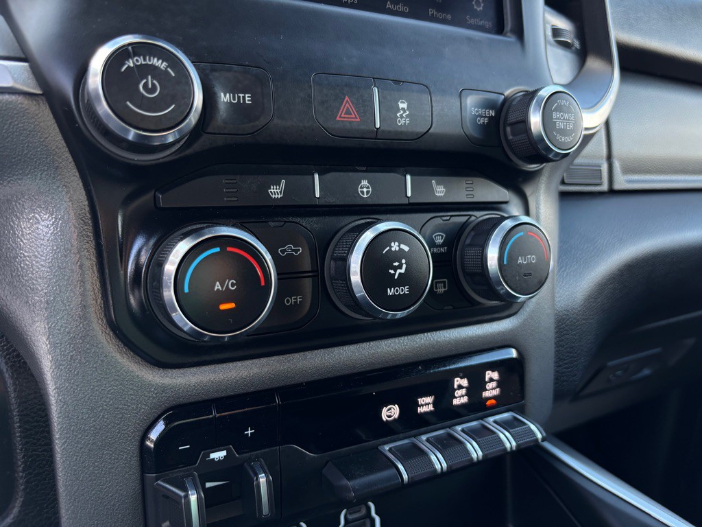 2021 RAM 2500 Image 25
