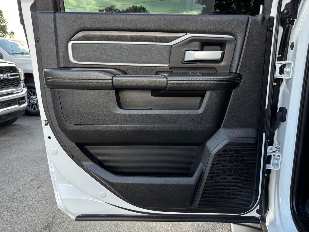 2021 RAM 2500 Image 29