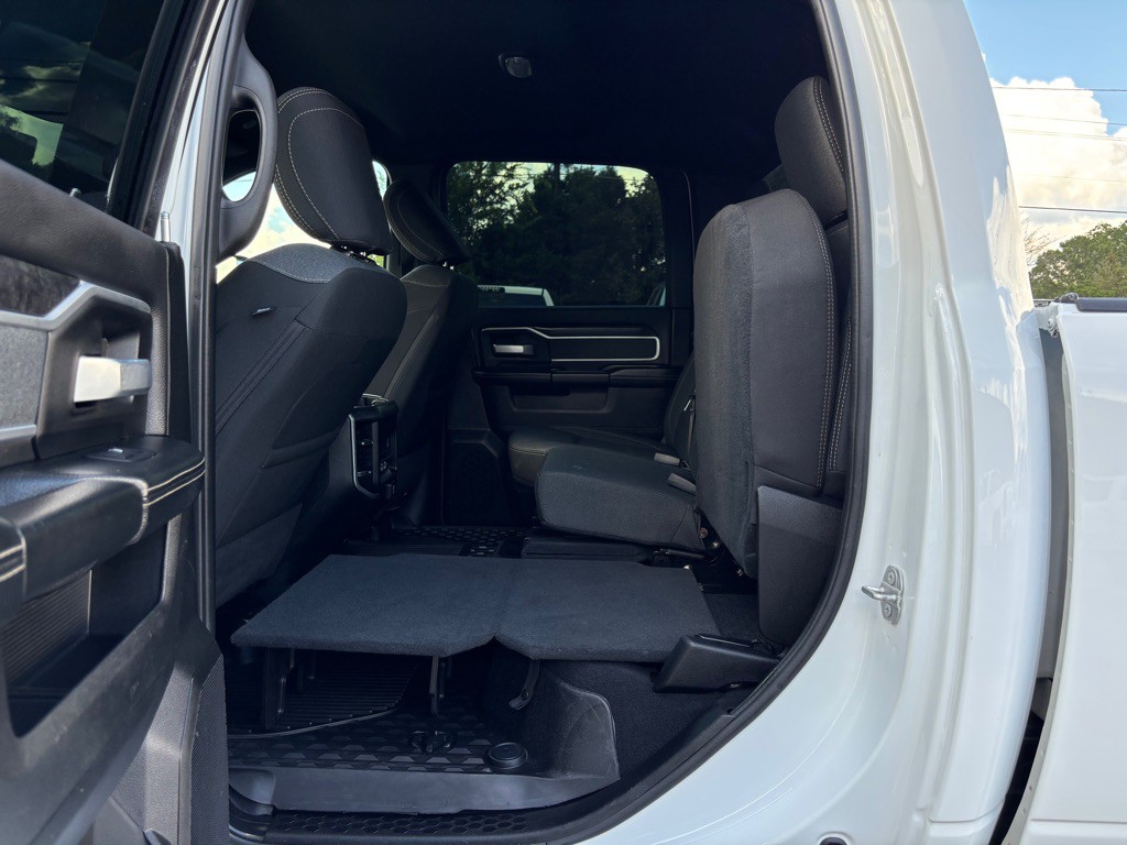 2021 RAM 2500 Image 35