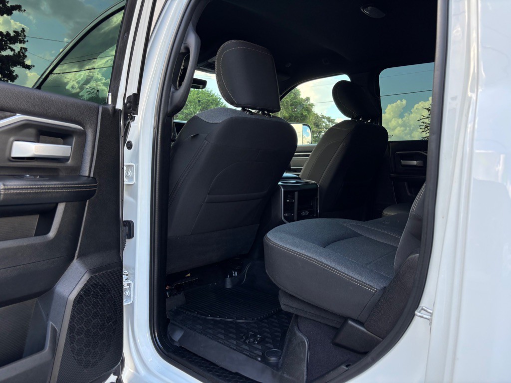 2021 RAM 2500 Image 37