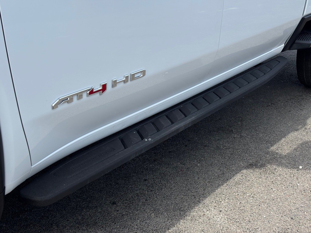 2021 GMC Sierra Image 12