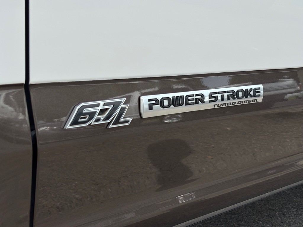 2017 Ford F-350 Image 10