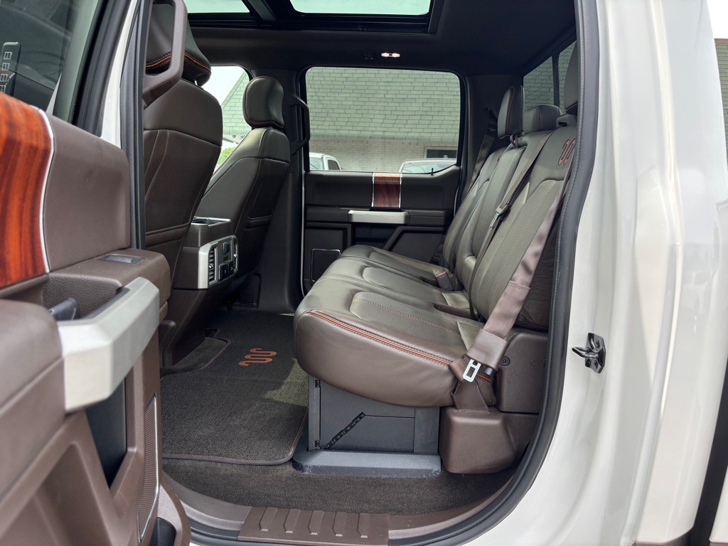 2017 Ford F-350 Image 22