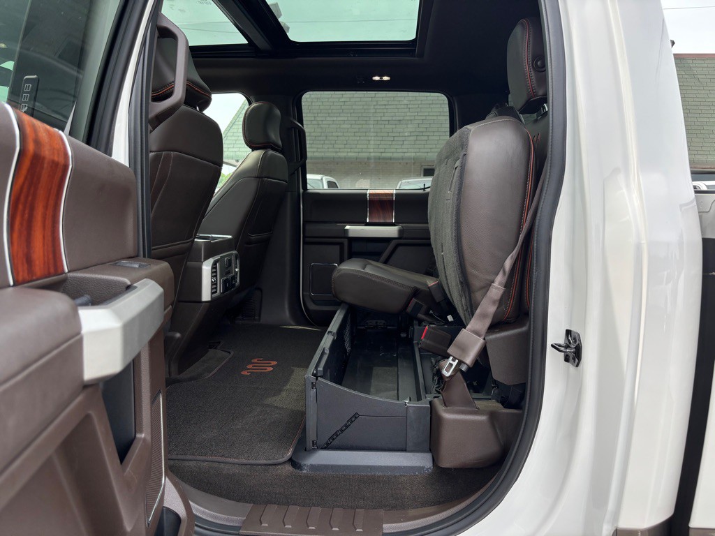 2017 Ford F-350 Image 23