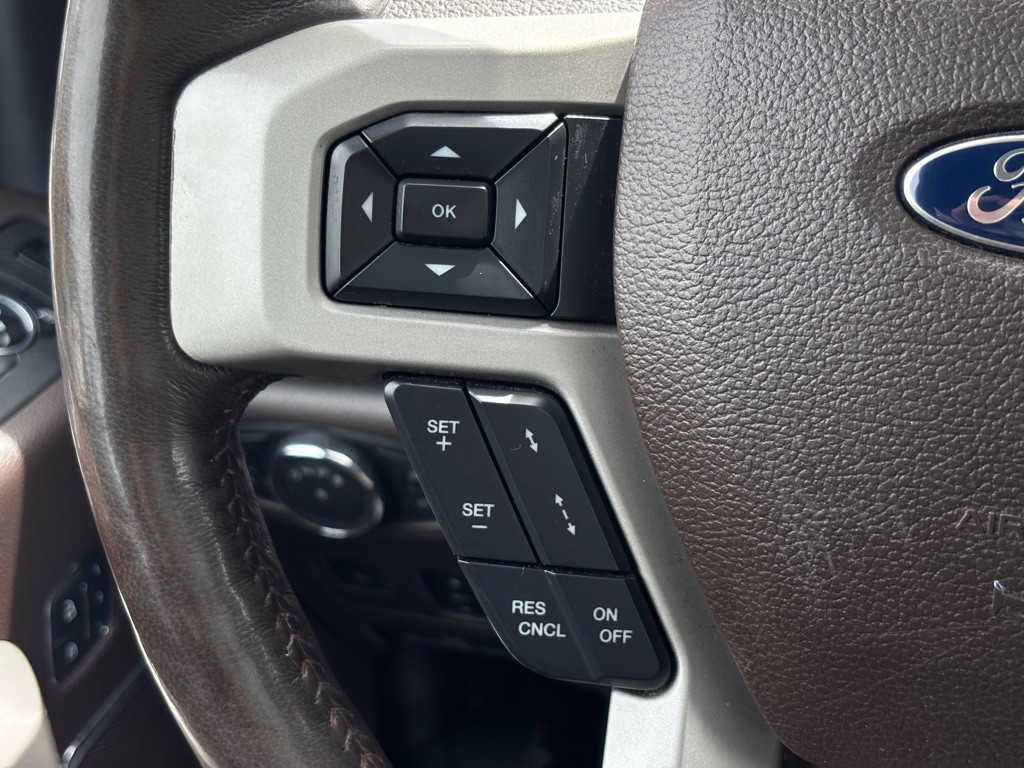 2017 Ford F-350 Image 37