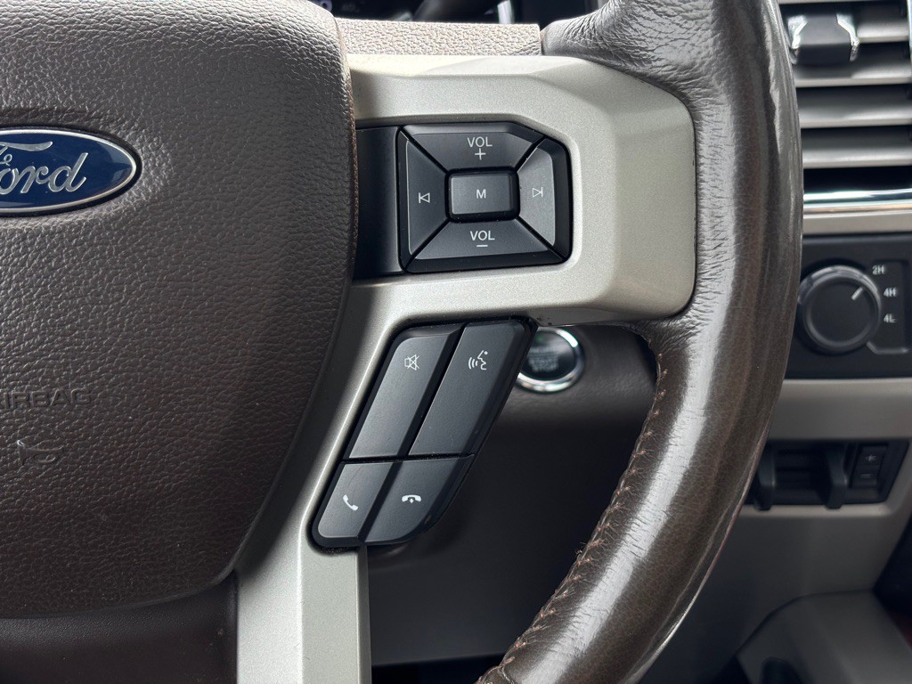 2017 Ford F-350 Image 38