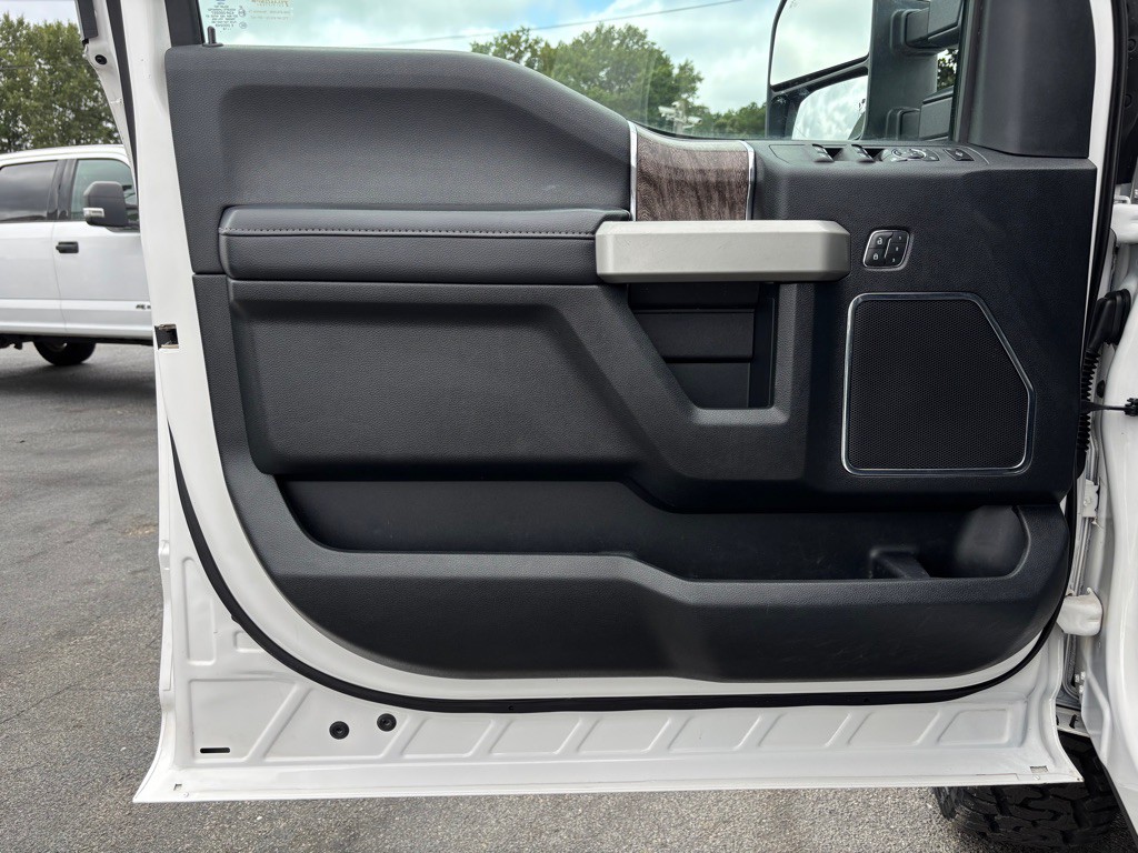 2019 Ford F-350 Image 12