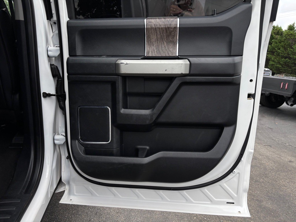 2019 Ford F-350 Image 22