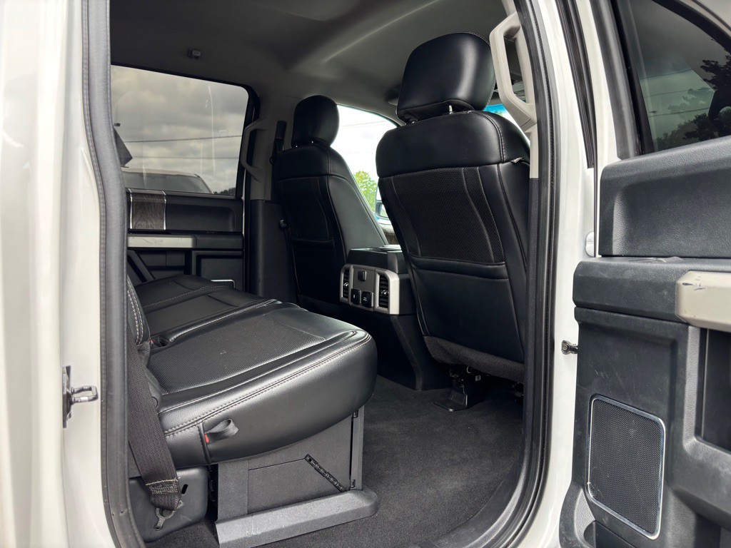 2019 Ford F-350 Image 24