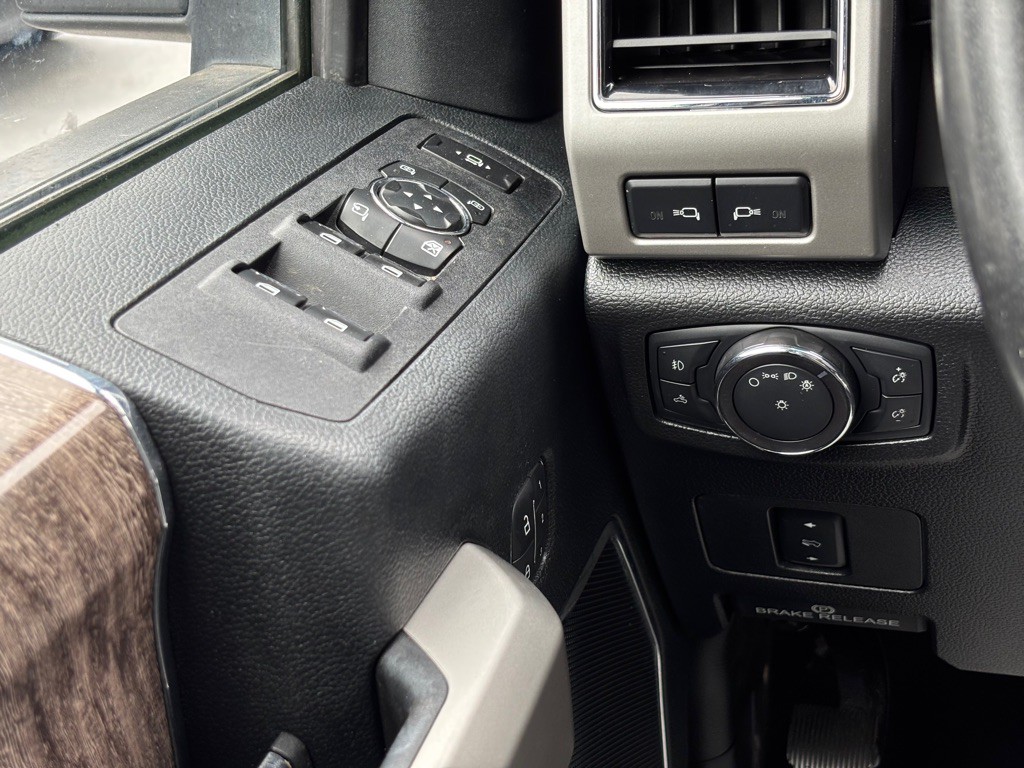 2019 Ford F-350 Image 30