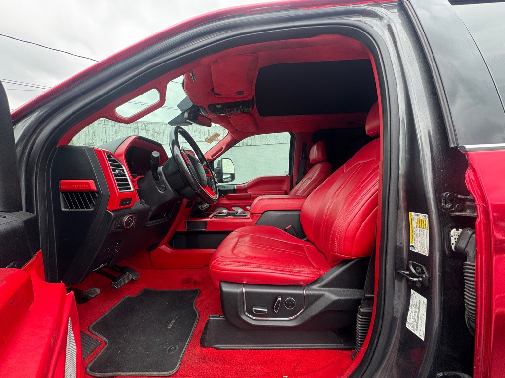 2017 Ford F-250 Image 3