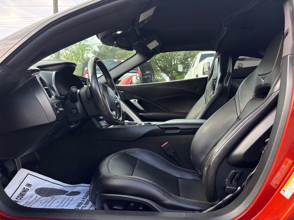 2016 Chevrolet Corvette Image 17