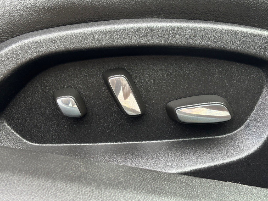 2016 Chevrolet Corvette Image 32