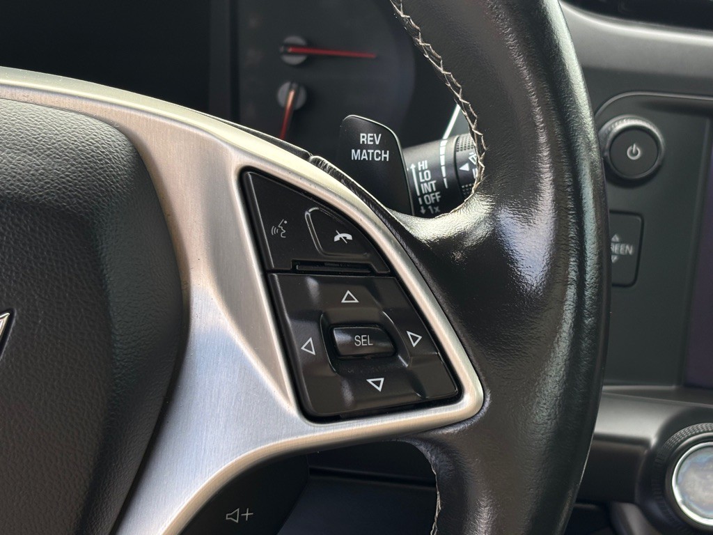 2016 Chevrolet Corvette Image 38