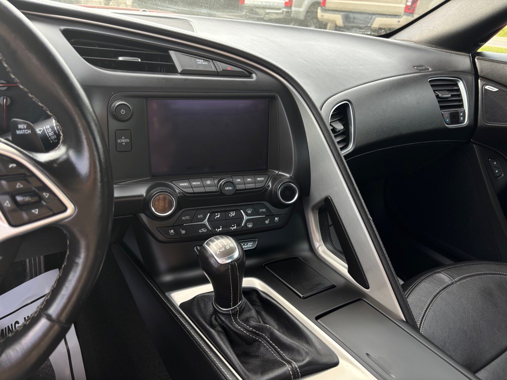 2016 Chevrolet Corvette Image 41