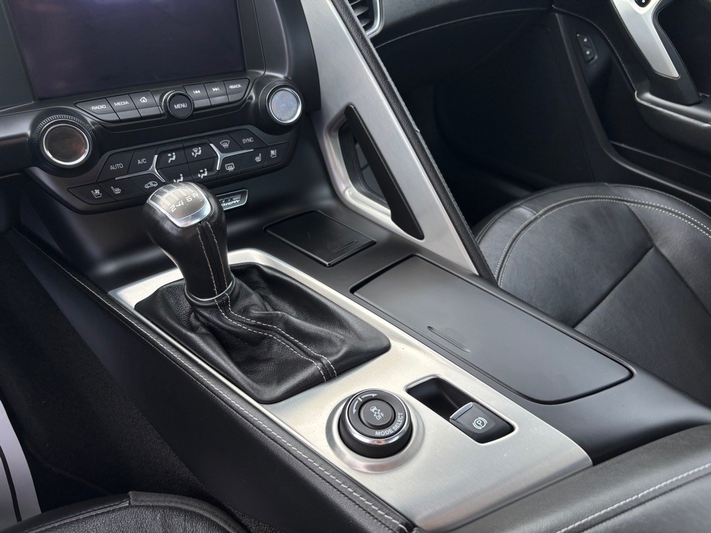 2016 Chevrolet Corvette Image 44