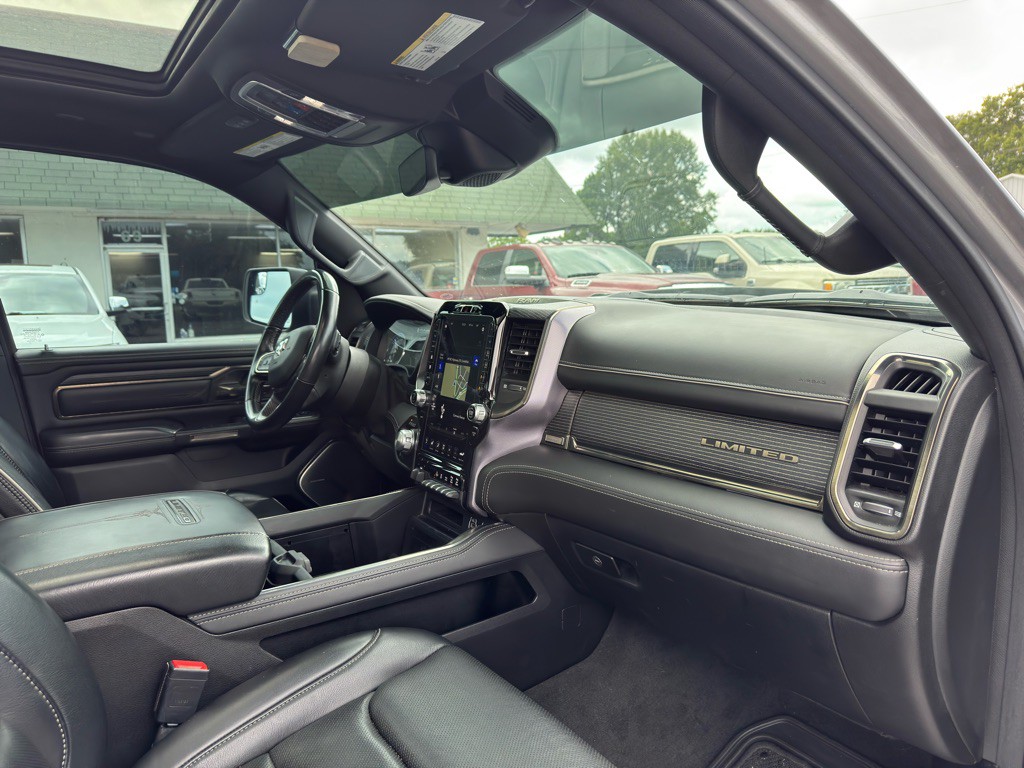 2021 RAM 1500 Image 6