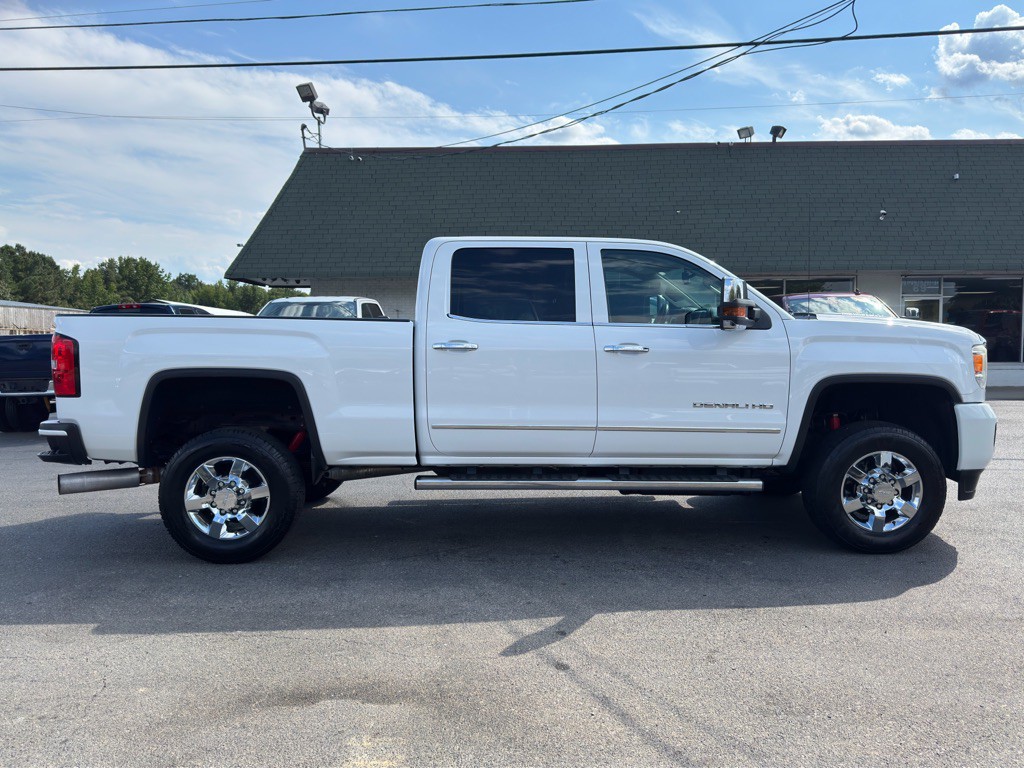 2015 GMC Sierra Image 5