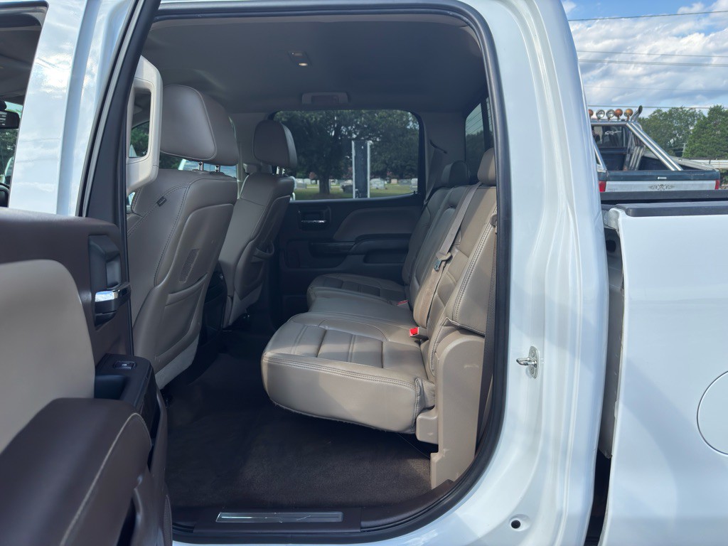 2015 GMC Sierra Image 8