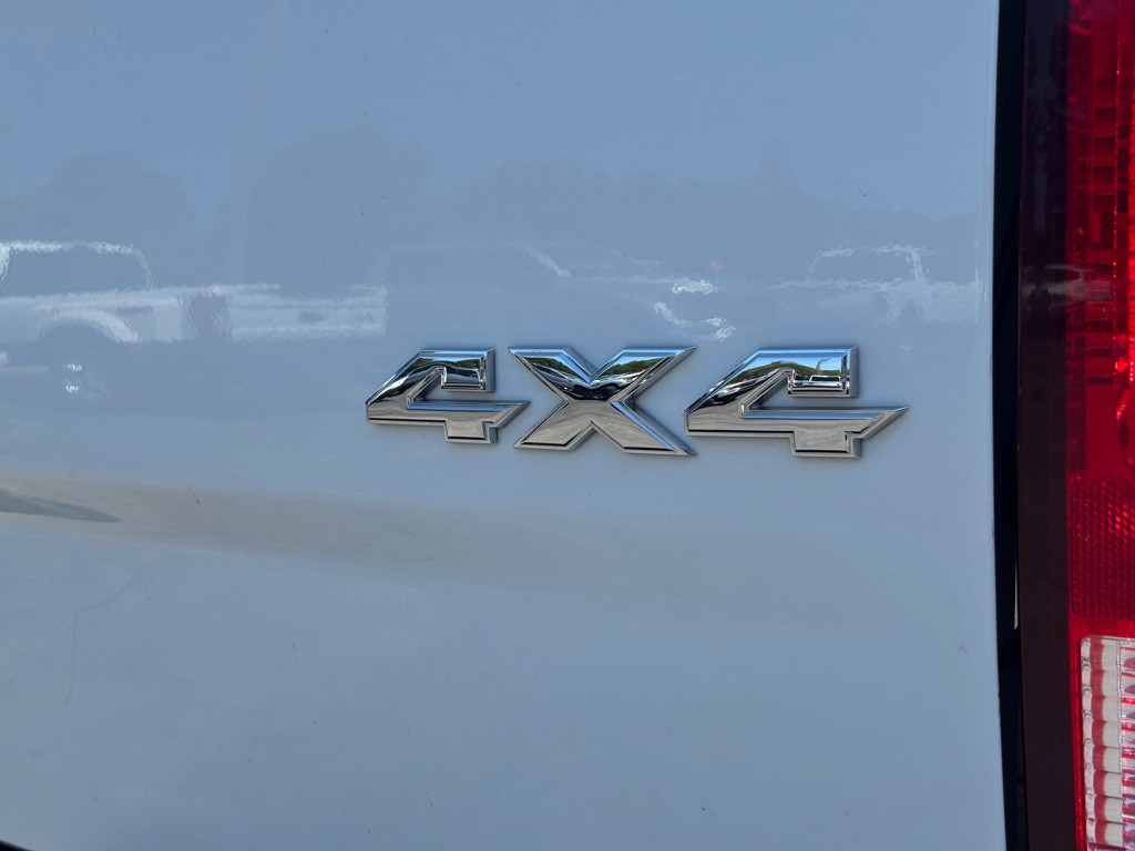 2015 RAM 2500 Image 12