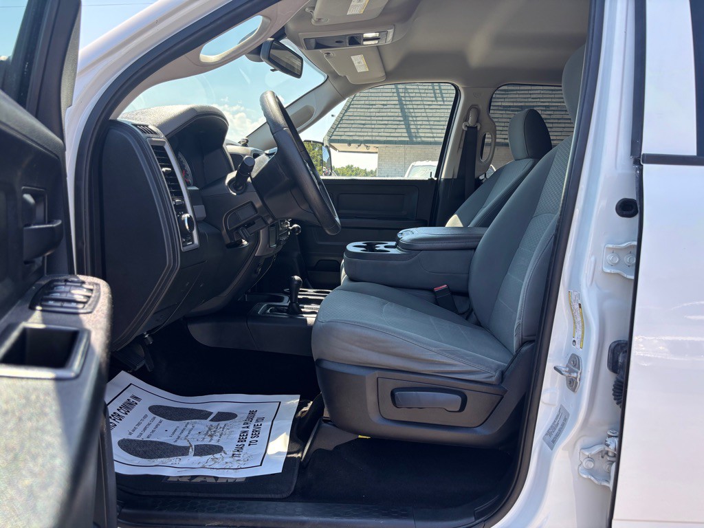 2015 RAM 2500 Image 14