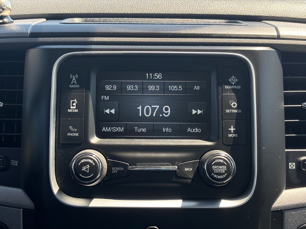 2015 RAM 2500 Image 34