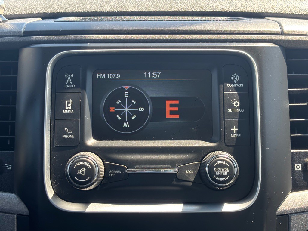 2015 RAM 2500 Image 36